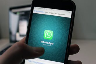 Develop a WhatsApp marketing strategy that allows you to send notifications about orders, special offers and important updates