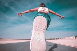 How to start longboarding: a practical guide, necessary equipment and basic techniques