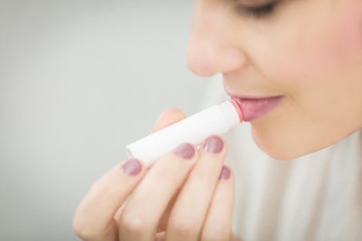 Lip balm with SPF: how to protect your lips from harmful effects